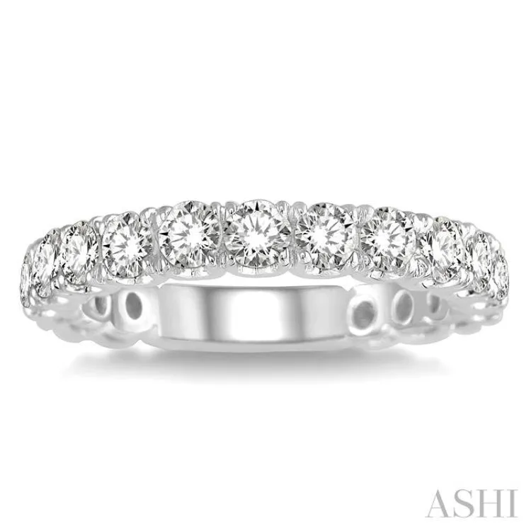 1 1/5 ctw Lattice Round Cut Diamond Wedding Band in 14K White Gold