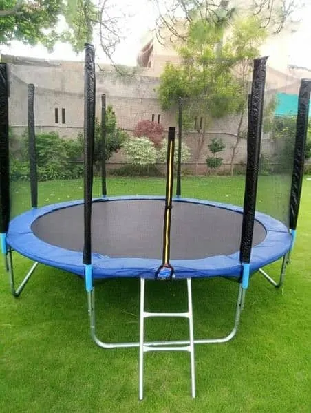 10 Feet Round Trampoline and Enclosure with spring kids bounce ring