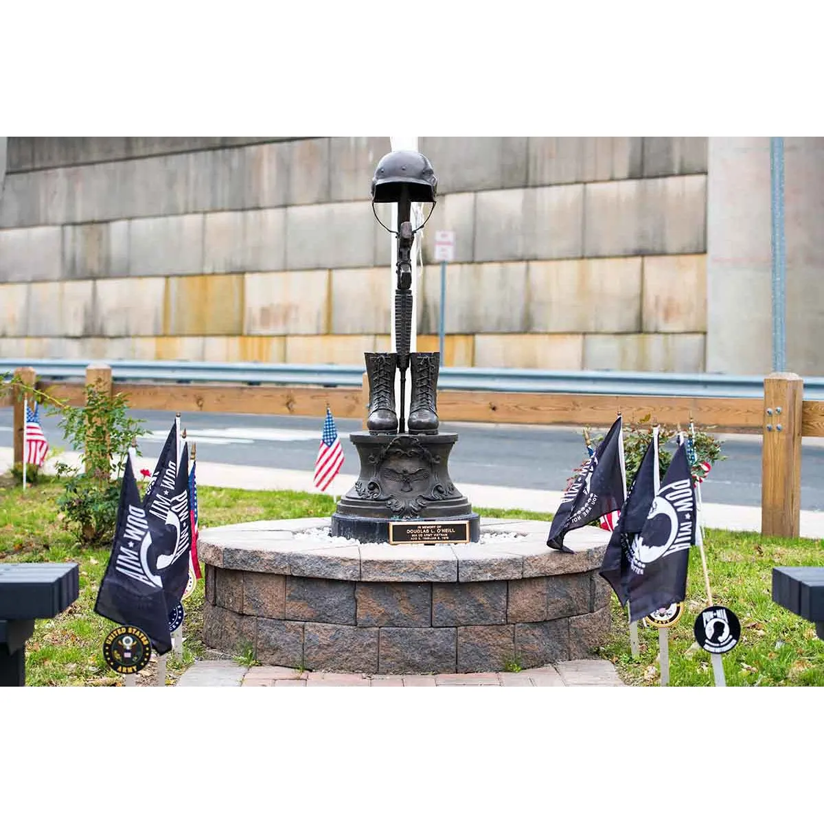 Bronze Fallen Soldiers Battlefield Cross Statue