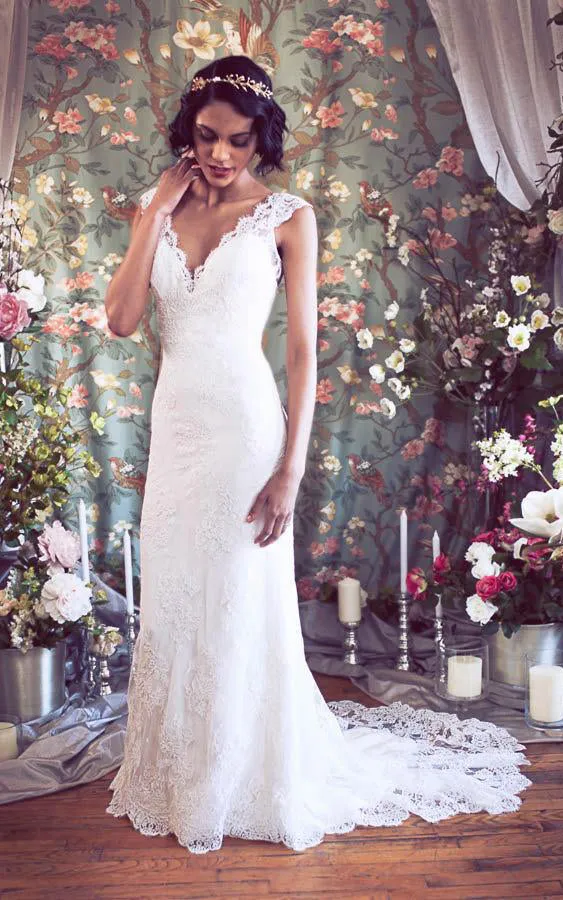 Cap Sleeves Mermaid Lace Wedding Gown With V-Neckline-ET_710975