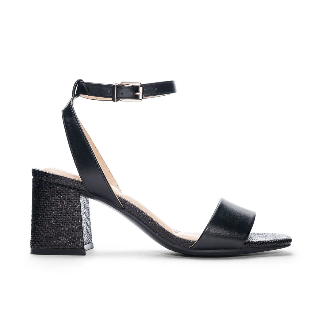 Chinese Laundry Beauties Sandals | Blush   Black