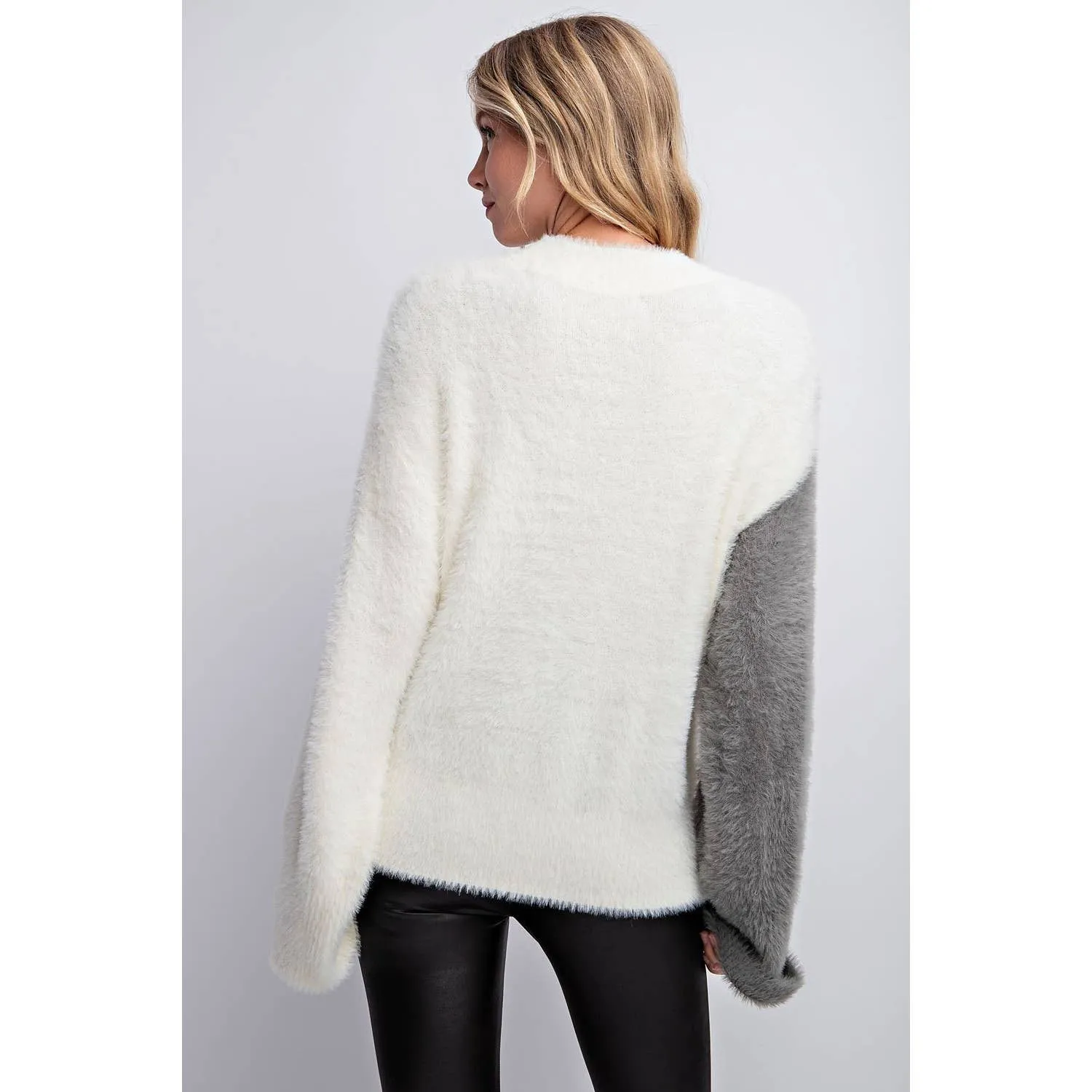 COLOR BLOCK MOCK NECK LONG SLEEVE SWEATER