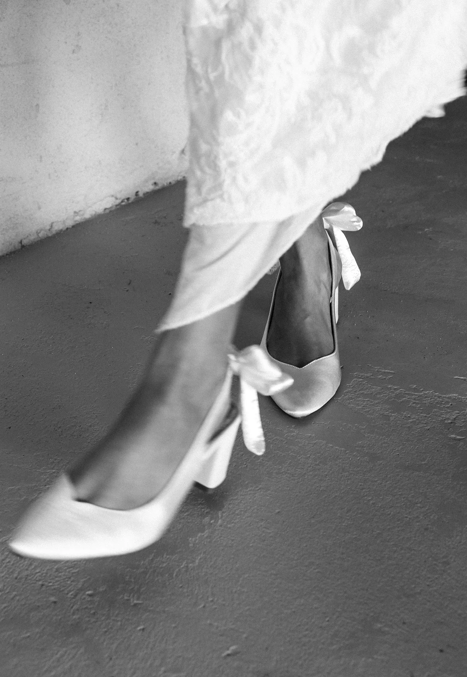 GARDENIA - CLOSED TOE SATIN BRIDAL HEELS