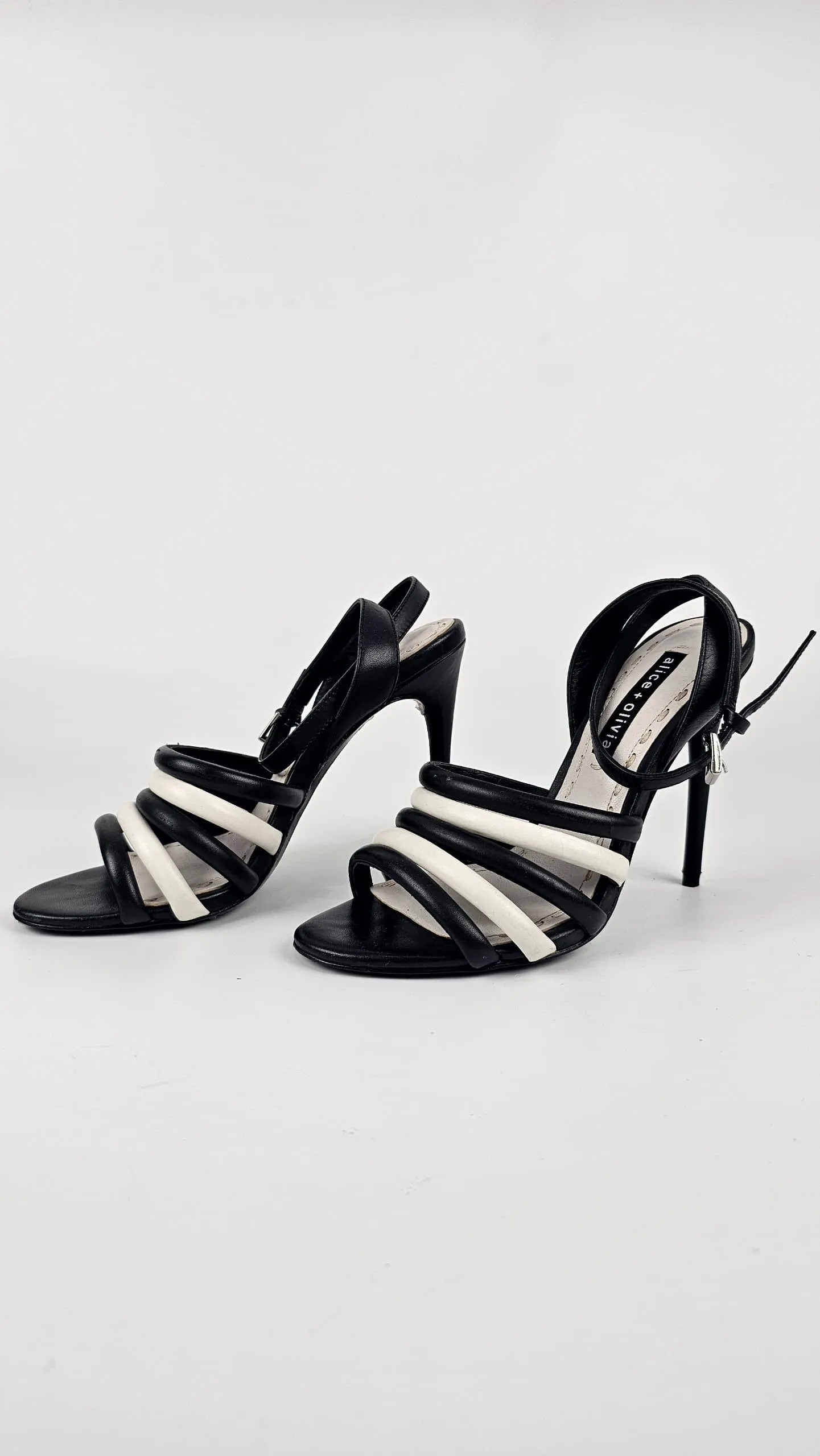 Leather Tahlia Black / White Sandals