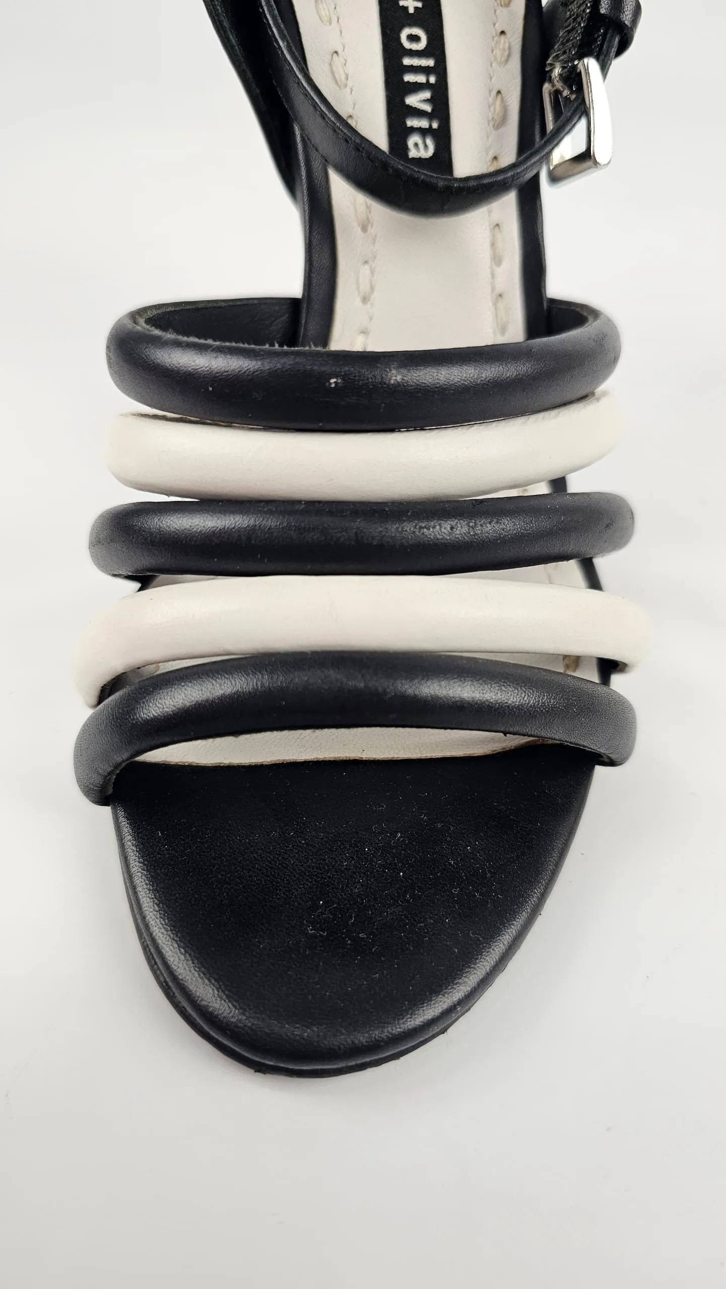 Leather Tahlia Black / White Sandals