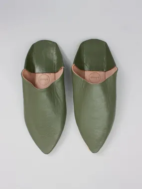 Moroccan Mens Pointed Babouche Slippers, Olive